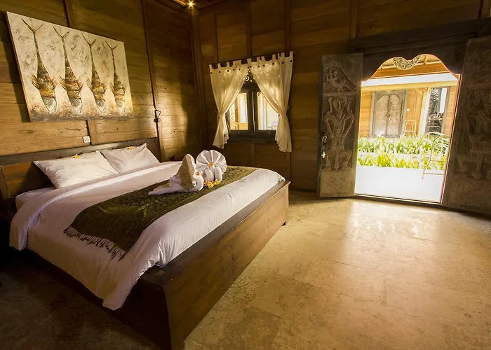 Hotel Benthos Bali Dive Candidasa